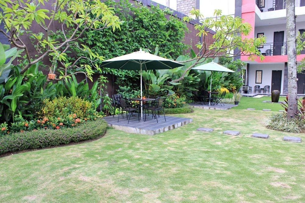 Budhi Hotel Kuta  Exterior photo