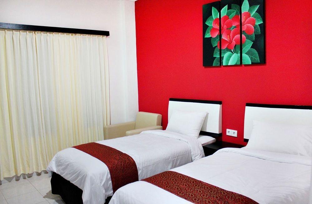 Budhi Hotel Kuta  Exterior photo