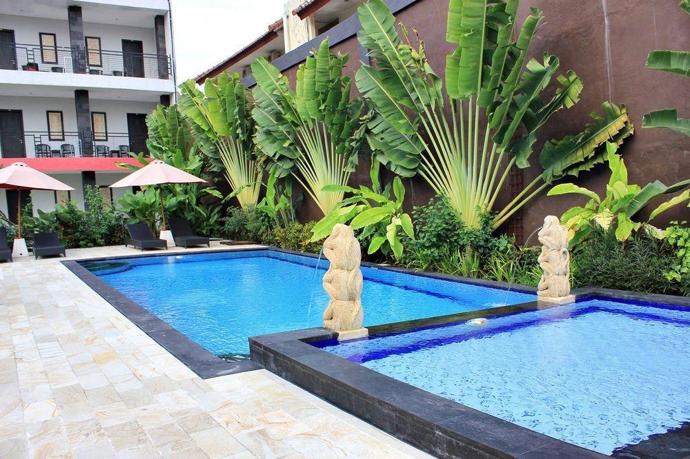 Budhi Hotel Kuta  Exterior photo